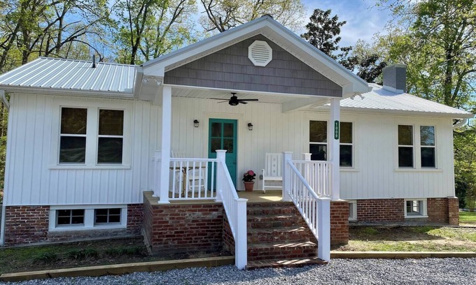 Haleyville House | The Lovern House