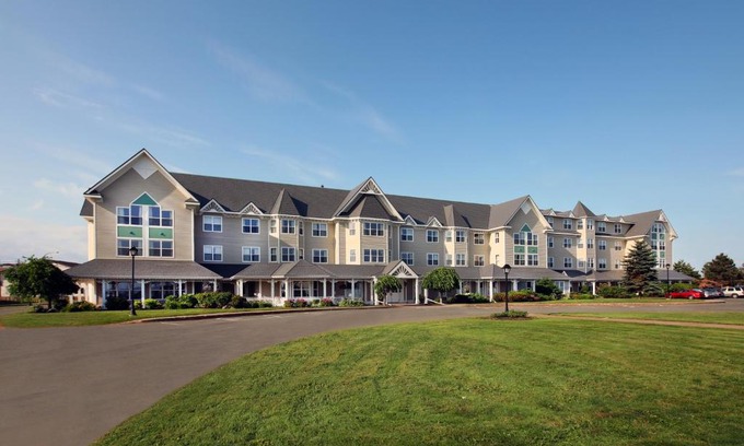 Summerside Hotel | The Loyalist Country Inn & Conference Centre