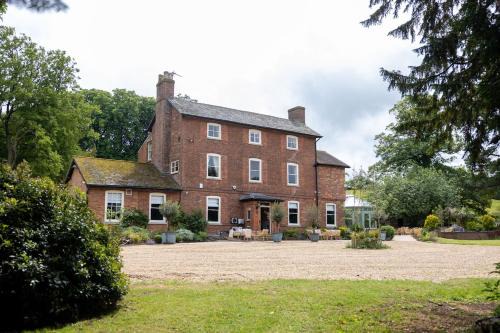 Croxton Kerrial House | The Manners Sleeps 20 Private Bar Dining