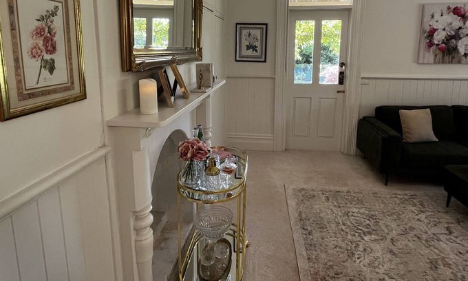 Sheffield Bed & Breakfast | The Master Suite at Tanglewood House, Sheffield