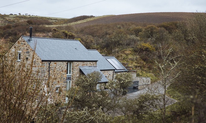 Nolton House | The Mill House, NOLTON HAVEN Family and pet friendly with hot tub and log burner