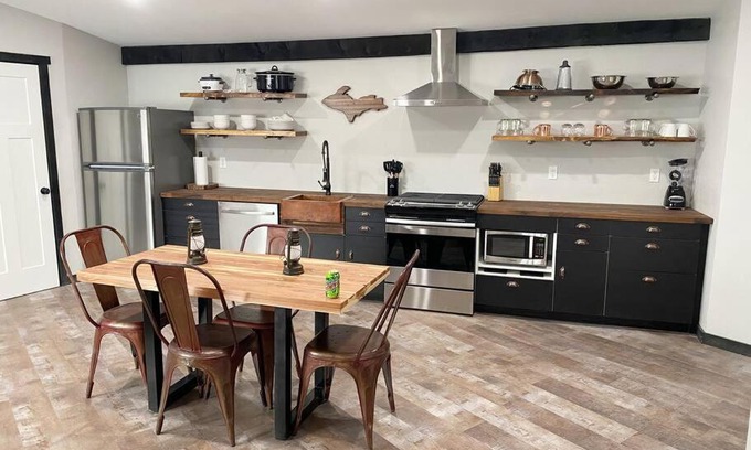 Hancock House | The Miner Vacation Rental