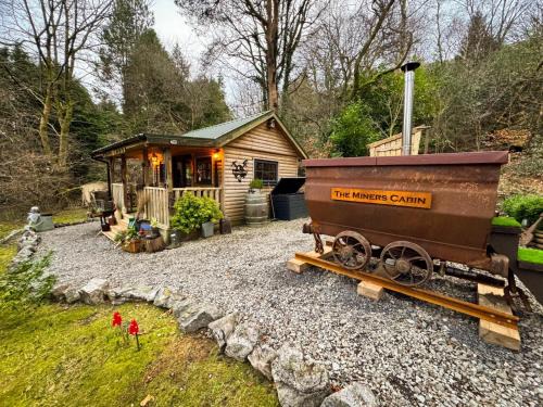 Blaina Cabin | The Miners Log Cabin