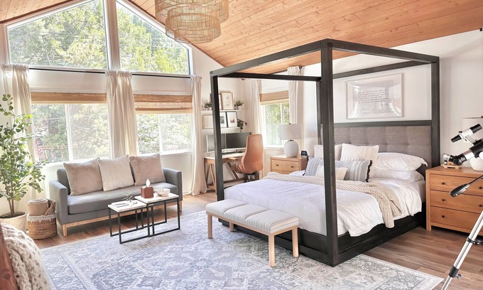 Lake Arrowhead House | The Mountain Forest Hygge - Outdoor Oasis, Hot tub/Spa, EV charger, Views