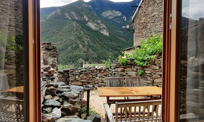 Nohedes Apartment | The Mountain Village Studio Nohèdes