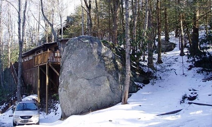 Mill Ridge Cabin | THE MOUNTAINS ARE CALLING you all to Two Rock Treehouse a Cozy Mountain Cabinš§”