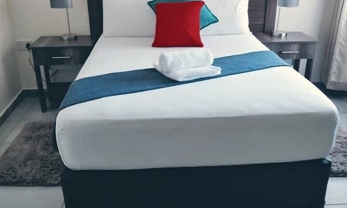 Tshabong Hotel | The Nook Guesthouse