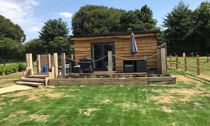 Otterford Ski Chalet | The Oak Escape in The Blackdown Hills near Taunton