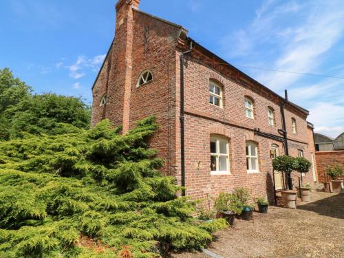 Glentham House | The Old Barn