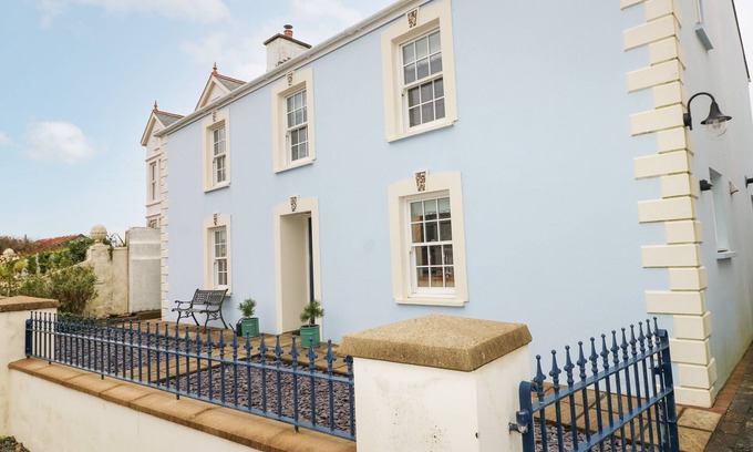 Trefin House | THE OLD BOATHOUSE, pet friendly, with open fire in St Davids