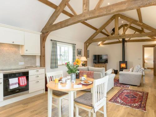 Bushton House | The Old Dairy-Ukc2112