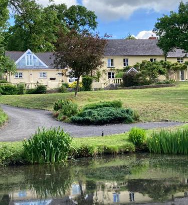 Broadwoodkelly House | The Old Dairy With Indoor Pool In Devon