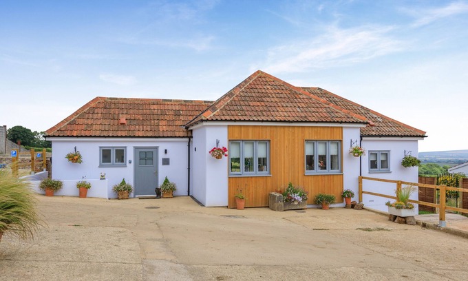 Eleighwater House | The Old Piggery - Heavenly Views Cottage