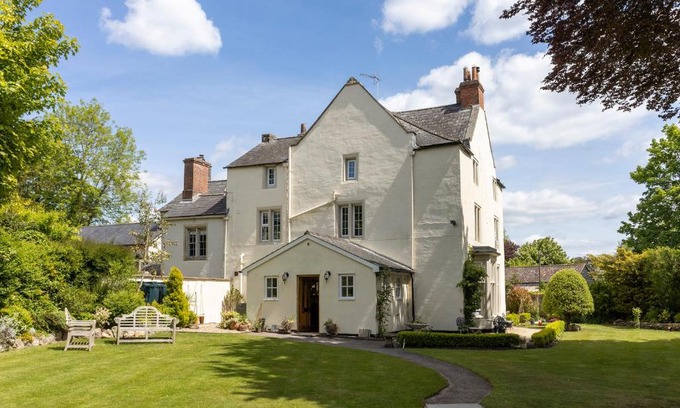 Chicklade Bed & Breakfast | The Old Rectory Chicklade