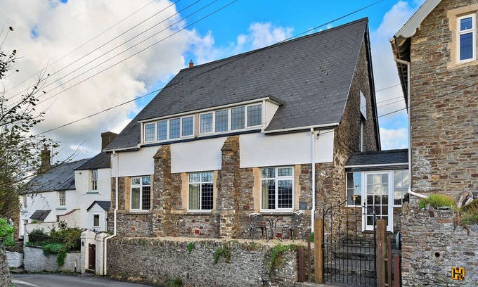 Instow Cottage | The Old School House