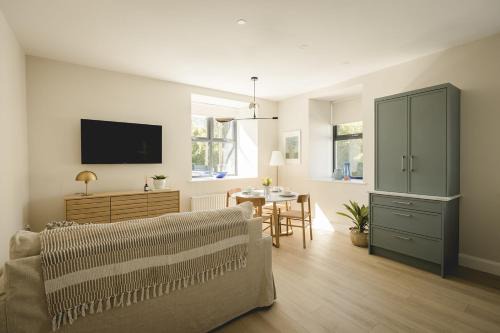 Donegal Apartment | The Old Schoolhouse River View