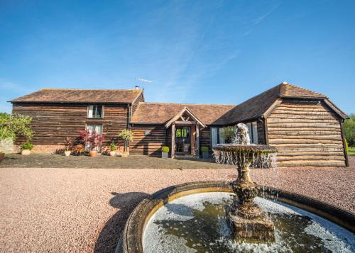 Broughton Hackett House | The Old Stables at Humblebee Hall
