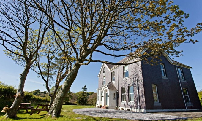 Moylegrove Bed & Breakfast | The Old Vicarage