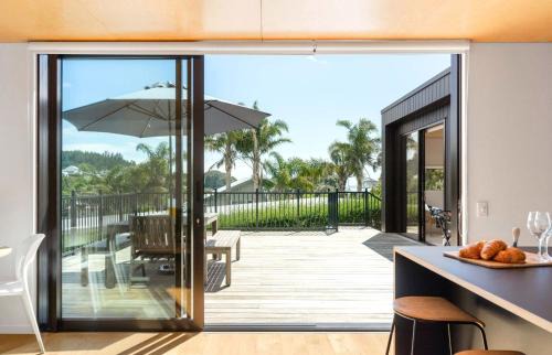 Onemana House | The Onemana Nook