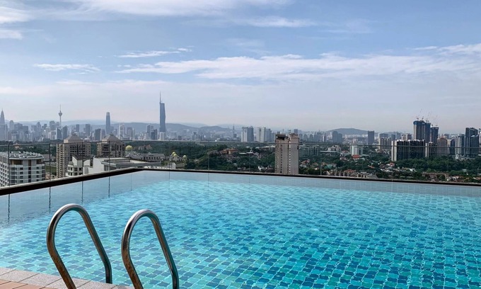 Sri Hartamas Condo | The OOAK Suites & Residences Kiara 163 Mall