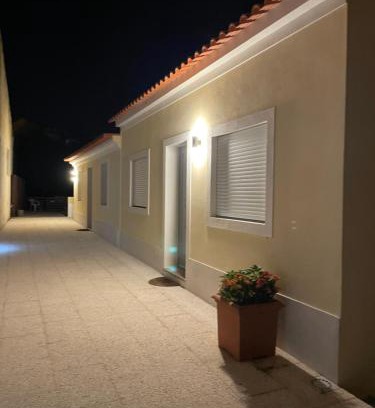Alferrarede Villa | THE ORANGE TREE HOUSES - Frente by Live and Stay