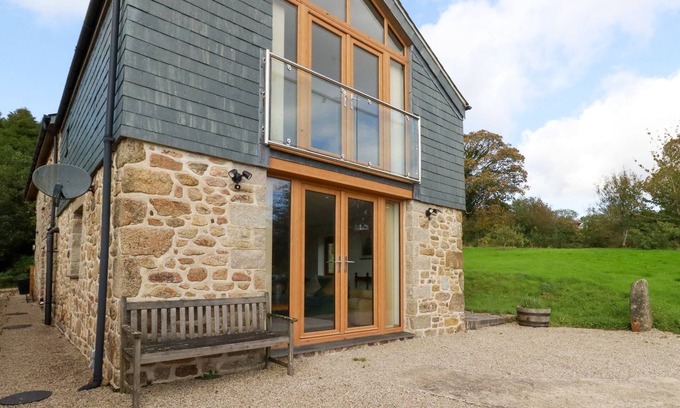Mount Cottage | THE ORCHARD, pet friendly, character holiday cottage in Cardinham