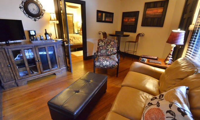 Heritage Cottage | The Palmer's Guest House - The Great Getaway in Central San Marcos