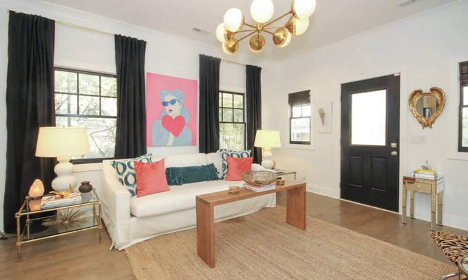 Dilworth House | The Perfect Historic Dilworth Bungalow For Sports Fans and Foodies Alike
