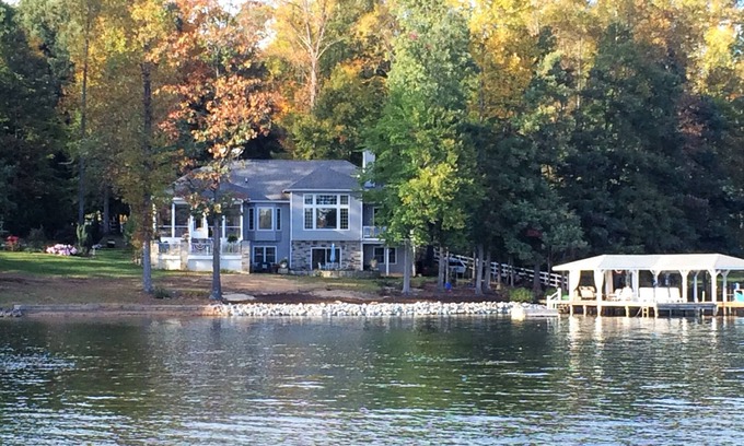 Sandy Point House | The perfect Lake Anna waterfront home!
