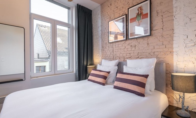 Sint-Andries Apartment | The Pink Pigeon Apartment