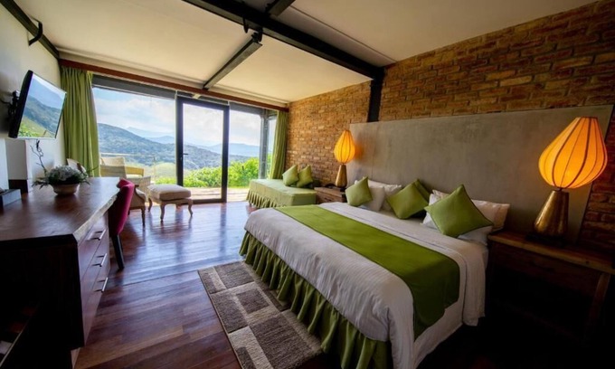 Nuwara Eliya Hostel | The Plains Green Ambawela