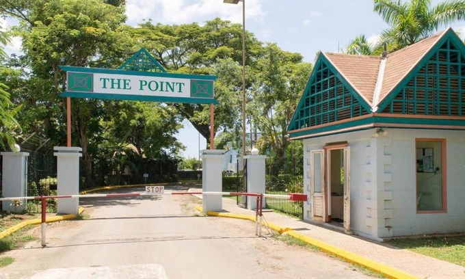 Orange Bay Apartment | The Point