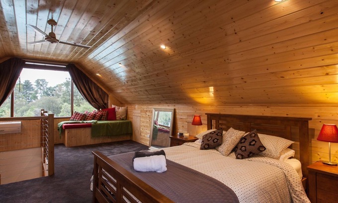 Langwarrin South Cottage | The Pool House@Kanturk Country Retreat