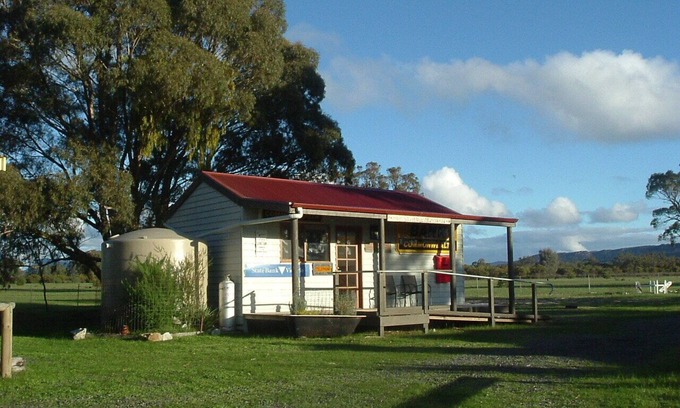 Dadswells Bridge Cabin | "The Post Office" Old Dadswell Town.n