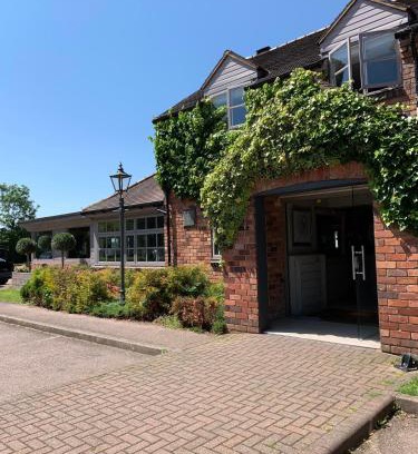 Wixford Bed & Breakfast | The Punchbowl Lapworth