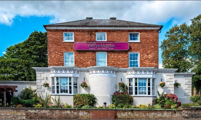 West Haddon Hotel | The Pytchley Inn