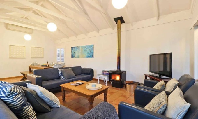 Quindalup House | The Quindy, family beach house