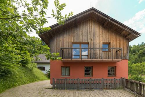 Gorje House | The Red House