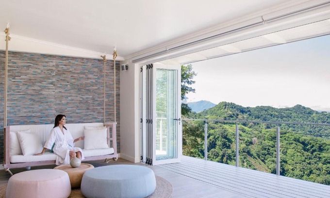 Jesus Hotel | The Retreat Costa Rica - Wellness Resort & Spa