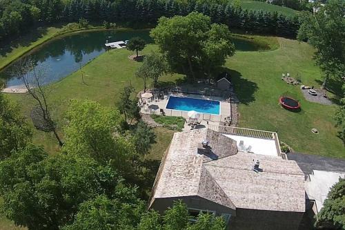 Caledonia House | The Retreat