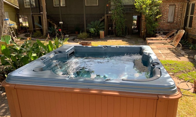 Greater Heights Apartment | the reverie: romantic & eclectic w/outdoor hot tub