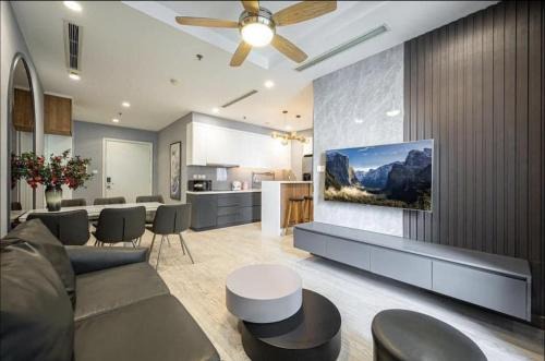 District 10 House | The RIO Ha Do Home City