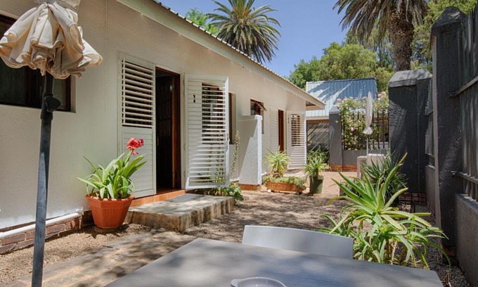 Muldersdrift House | The River Guestroom