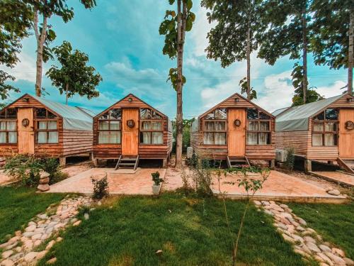 Chiang Klang House | THE RIVER RUNS CHIANG KLANG