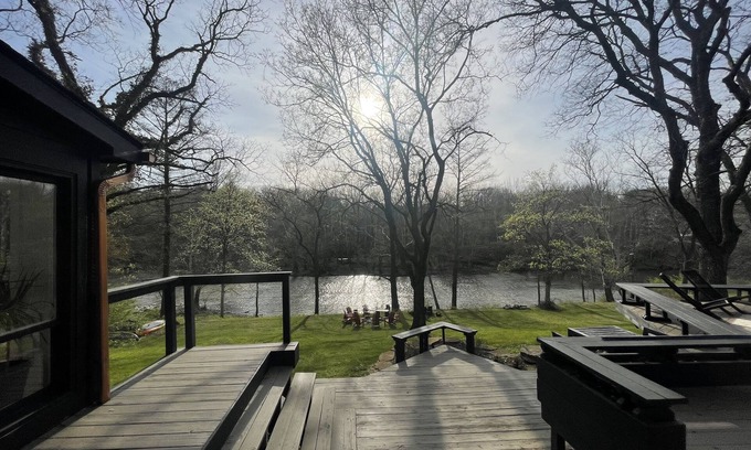 Dublin House | THE RIVERHOUSE-RIVERFRONT. 3 minutes to Bridge Park, Columbus Zoo