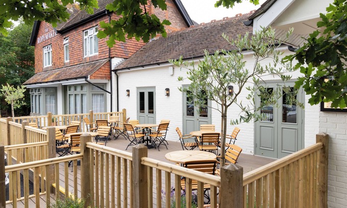 Emsworth Hotel | The Ropemaker