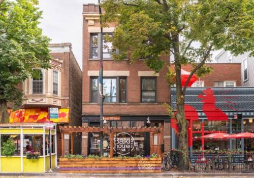 Roscoe Village Apartment | The Roscoe Village Guesthouse