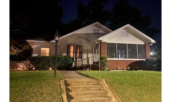 College Park House | The Royal Bohemian Retreat