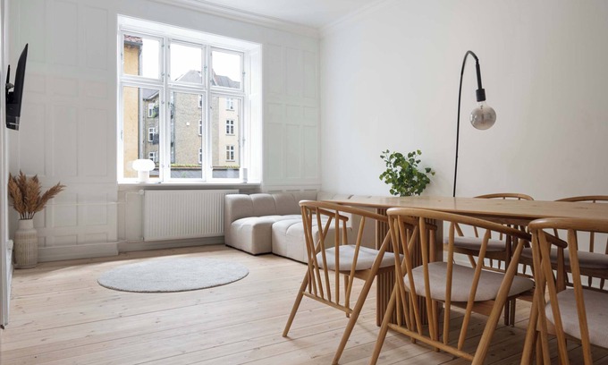 Osterbro Apartment | The Royale Retreat with 4 bedrooms