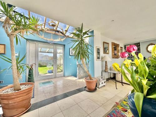 Pembroke Villa | The Sandcastle. Private steps onto a sandy beach